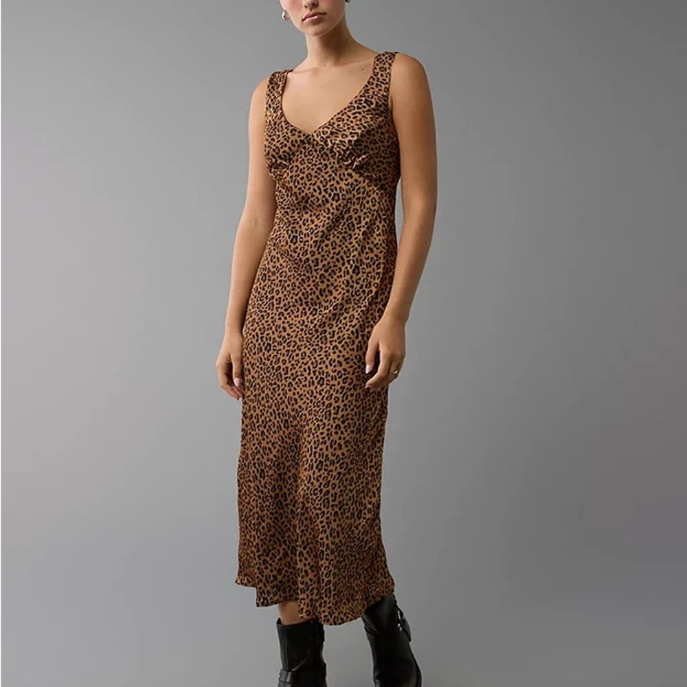 american eagle Leopard Print Sleeveless Dress